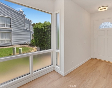 24581 Harbor View - Photo Thumbnail 1