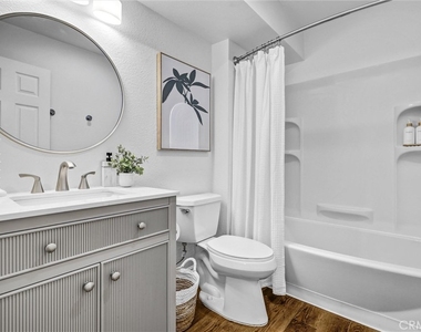 1042 Calle Del Cerro - Photo Thumbnail 9