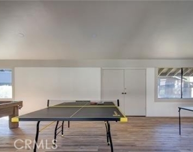 165 Streamwood - Photo Thumbnail 11