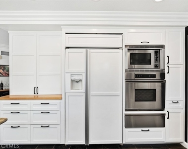 25732 Weston Drive - Photo Thumbnail 15