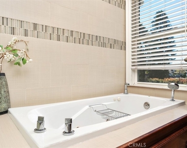 25732 Weston Drive - Photo Thumbnail 23