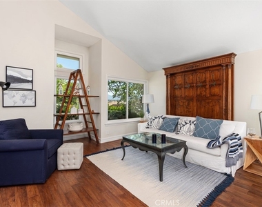 25732 Weston Drive - Photo Thumbnail 6