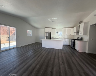 23370 Rolanda Drive - Photo Thumbnail 6