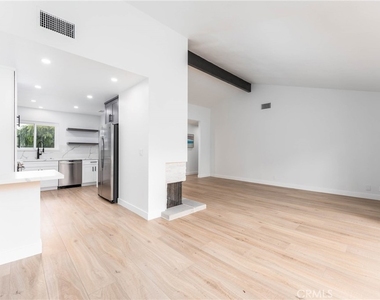 33035 Lighthouse Court - Photo Thumbnail 9
