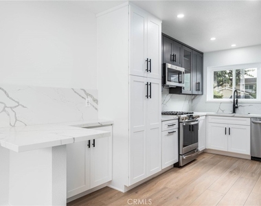 33035 Lighthouse Court - Photo Thumbnail 10