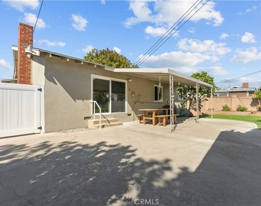 1344 E Orange Grove - Photo Thumbnail 23