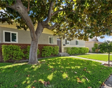 1344 E Orange Grove - Photo Thumbnail 1