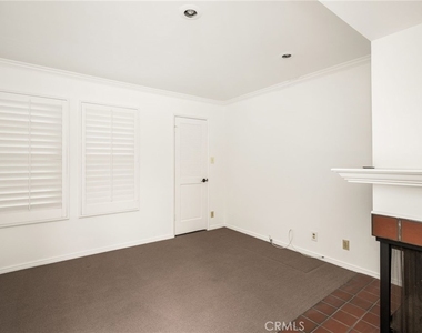 68 B Surfside Avenue - Photo Thumbnail 16