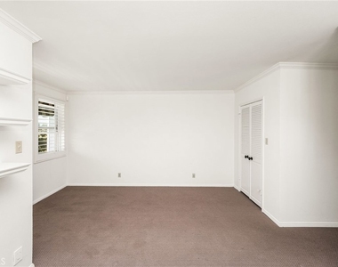 68 B Surfside Avenue - Photo Thumbnail 25