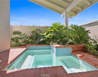 35 Whitewater - Photo Thumbnail 7