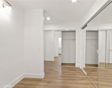 35 Whitewater - Photo Thumbnail 9