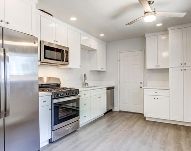 1031 E Pennsylvania Avenue - Photo Thumbnail 1