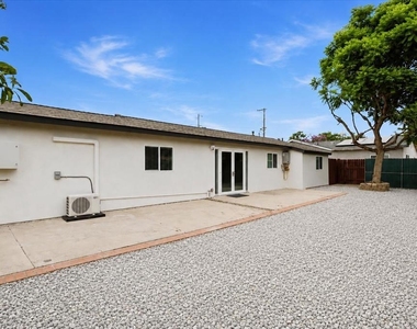 14549 Kittery Street - Photo Thumbnail 10