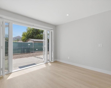 14549 Kittery Street - Photo Thumbnail 4