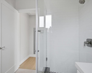 14549 Kittery Street - Photo Thumbnail 6