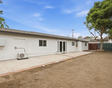 14549 Kittery Street - Photo Thumbnail 19
