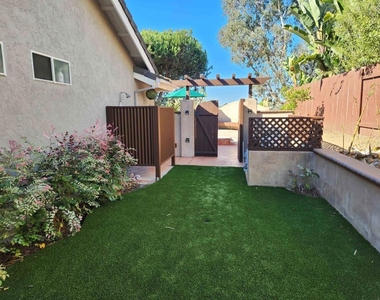 7245 Carpa Court - Photo Thumbnail 31