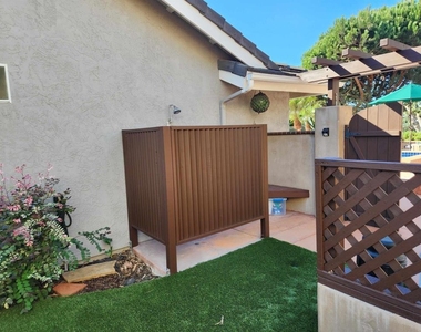 7245 Carpa Court - Photo Thumbnail 33