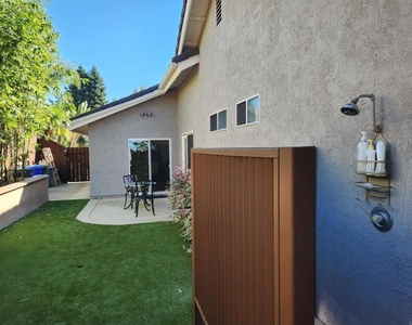 7245 Carpa Court - Photo Thumbnail 32