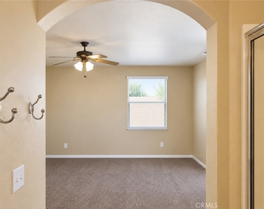 27164 Kepler Street - Photo Thumbnail 18