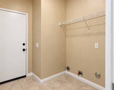 27164 Kepler Street - Photo Thumbnail 33