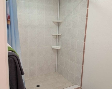 2362 Highview Lane - Photo Thumbnail 6