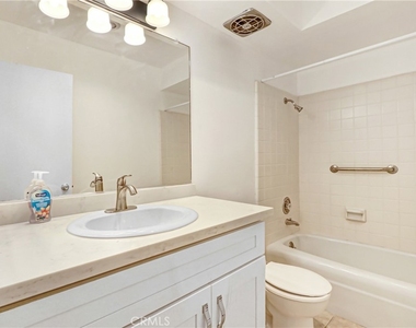 180 E Parkdale - Photo Thumbnail 12