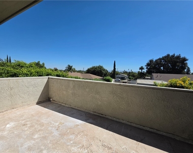1507 S Euclid - Photo Thumbnail 15