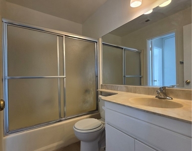 1507 S Euclid - Photo Thumbnail 11