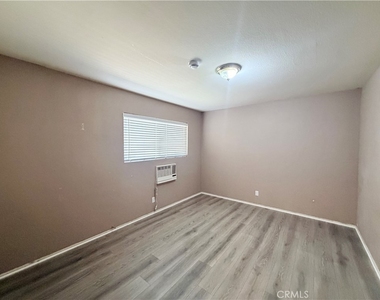 1548 11th Avenue - Photo Thumbnail 8