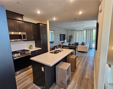 3748 Verdana Circle - Photo Thumbnail 7