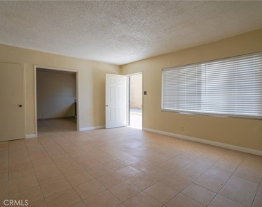 12612 Inglewood - Photo Thumbnail 2