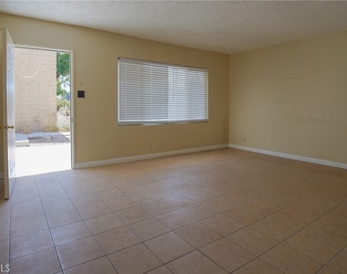 12612 Inglewood - Photo Thumbnail 10