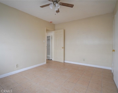 12612 Inglewood - Photo Thumbnail 21