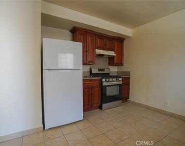 12612 Inglewood - Photo Thumbnail 8