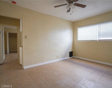 12612 Inglewood - Photo Thumbnail 18
