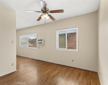 3823 Wisconsin Street - Photo Thumbnail 10