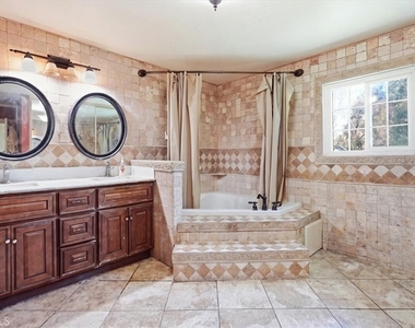 710 S Ridgeview - Photo Thumbnail 29