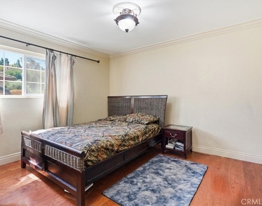 710 S Ridgeview - Photo Thumbnail 34