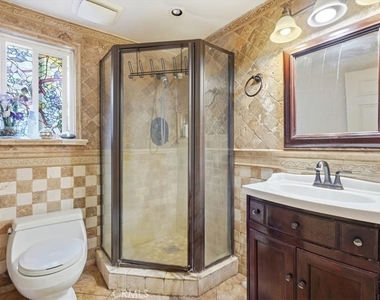 710 S Ridgeview - Photo Thumbnail 33