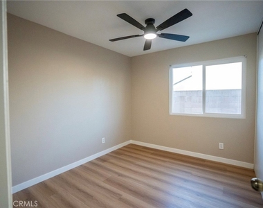 15061 Fuchsia Court - Photo Thumbnail 32