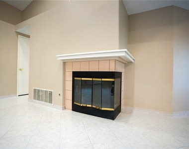 15061 Fuchsia Court - Photo Thumbnail 19