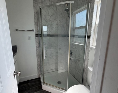 2040 S Sherbourne Drive - Photo Thumbnail 18