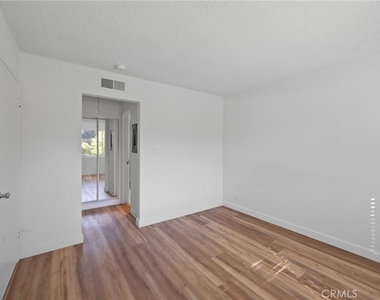 619 S Pasadena Avenue - Photo Thumbnail 13