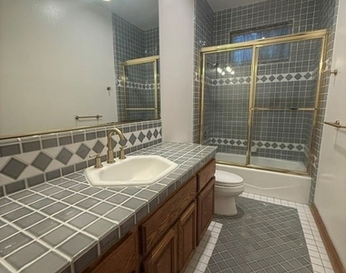 11 W Wistaria - Photo Thumbnail 9