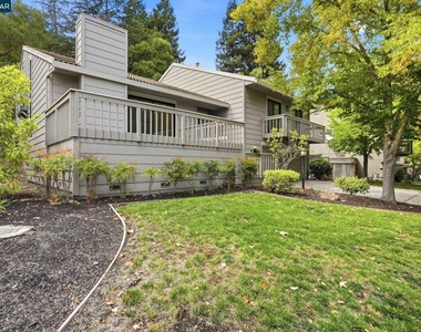 900 Augusta Dr - Photo Thumbnail 1