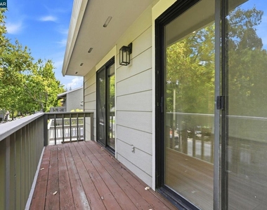 900 Augusta Dr - Photo Thumbnail 39