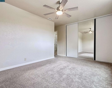 2236 Currier Pl - Photo Thumbnail 13
