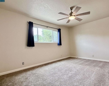 2236 Currier Pl - Photo Thumbnail 12