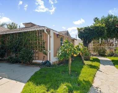 6724 Mammoth Avenue - Photo Thumbnail 1